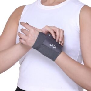 Wrist Brace With Thumb - UNIVERSAL
